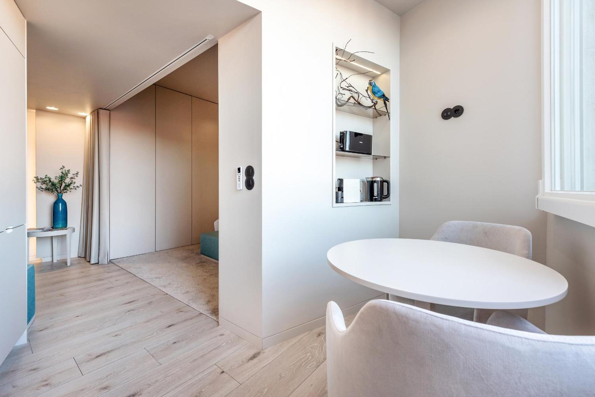 Deluxe By Homing Apartment