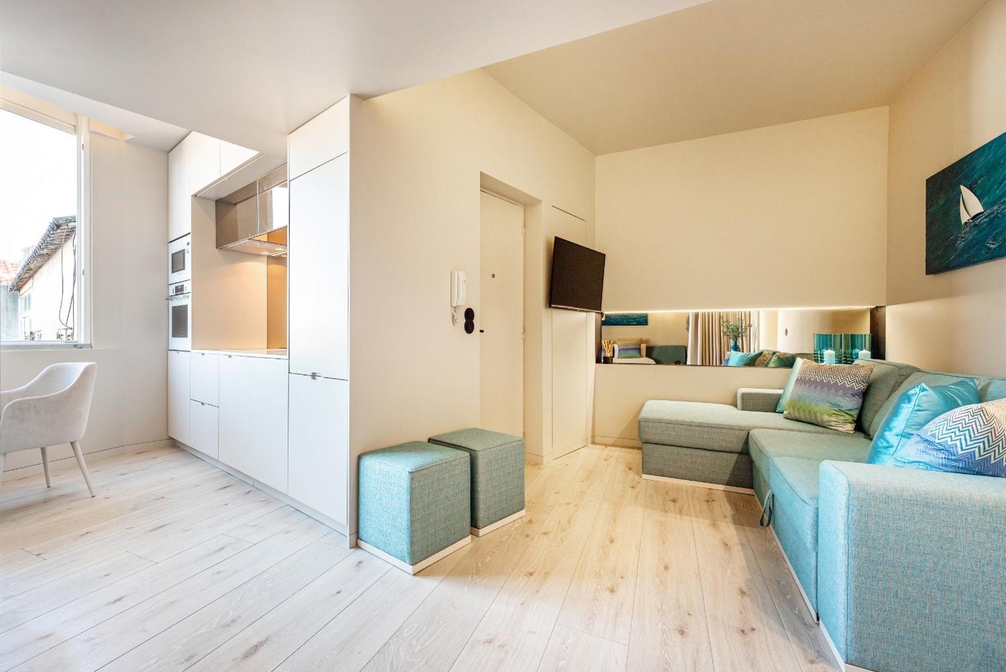 Apartment Deluxe By Homing Cascais
