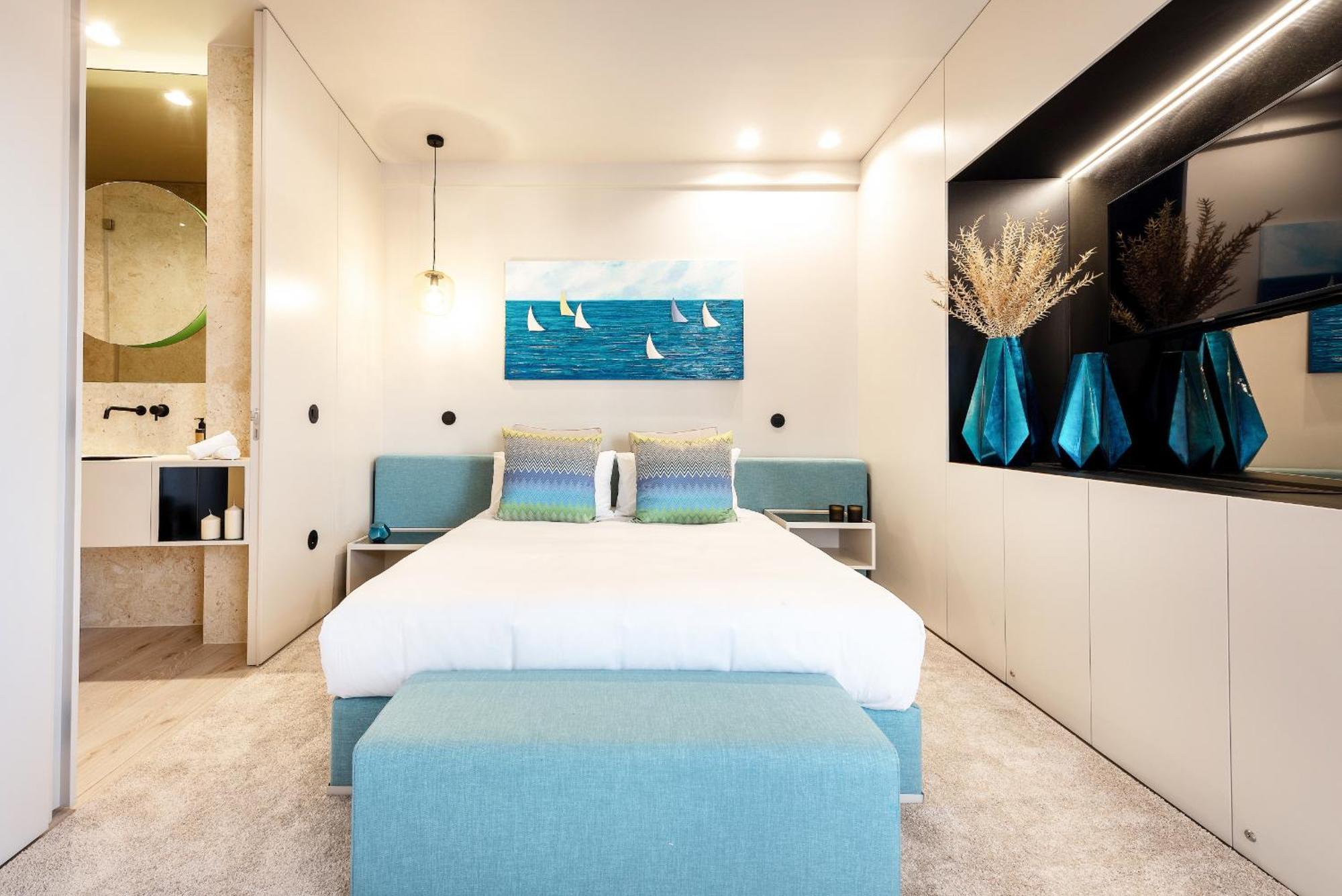 Deluxe By Homing Cascais